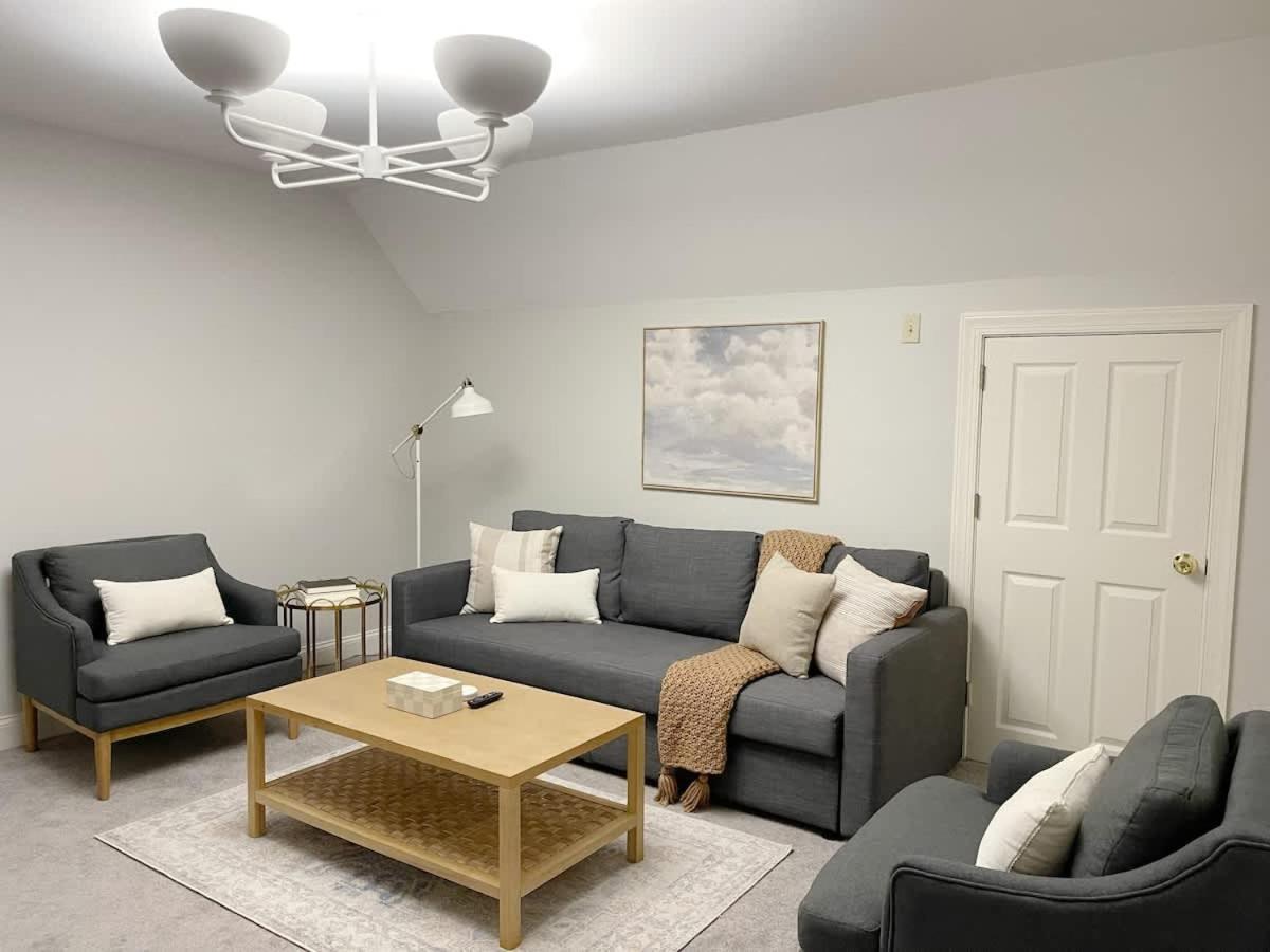 Amazing & Modern Airstreams Near & Sleeps 22!