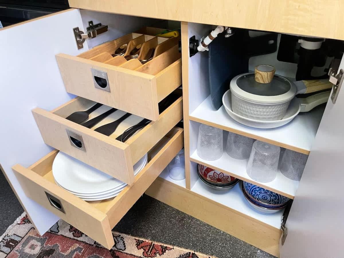 Amazing & Modern Airstreams Near & Sleeps 22! *